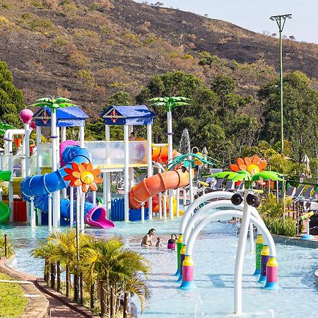 Hotel Golden Park All Inclusive Pocos De Caldas By Nacional Inn Exterior foto Splash Island