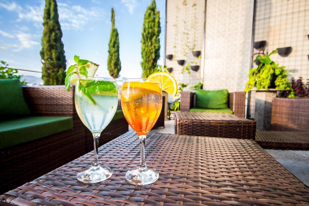 Hotel Golden Park All Inclusive Pocos De Caldas By Nacional Inn Exterior foto Rooftop bar