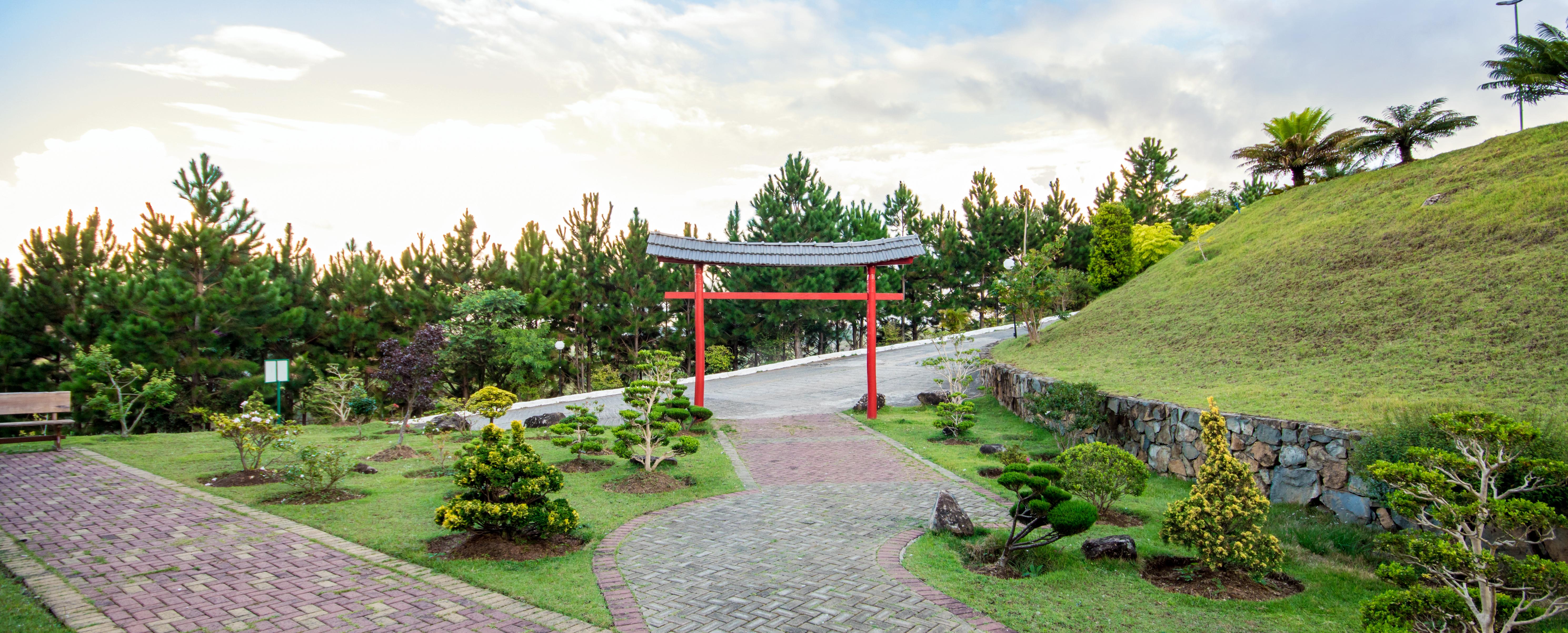 Hotel Golden Park All Inclusive Pocos De Caldas By Nacional Inn Exterior foto The Japanese Garden