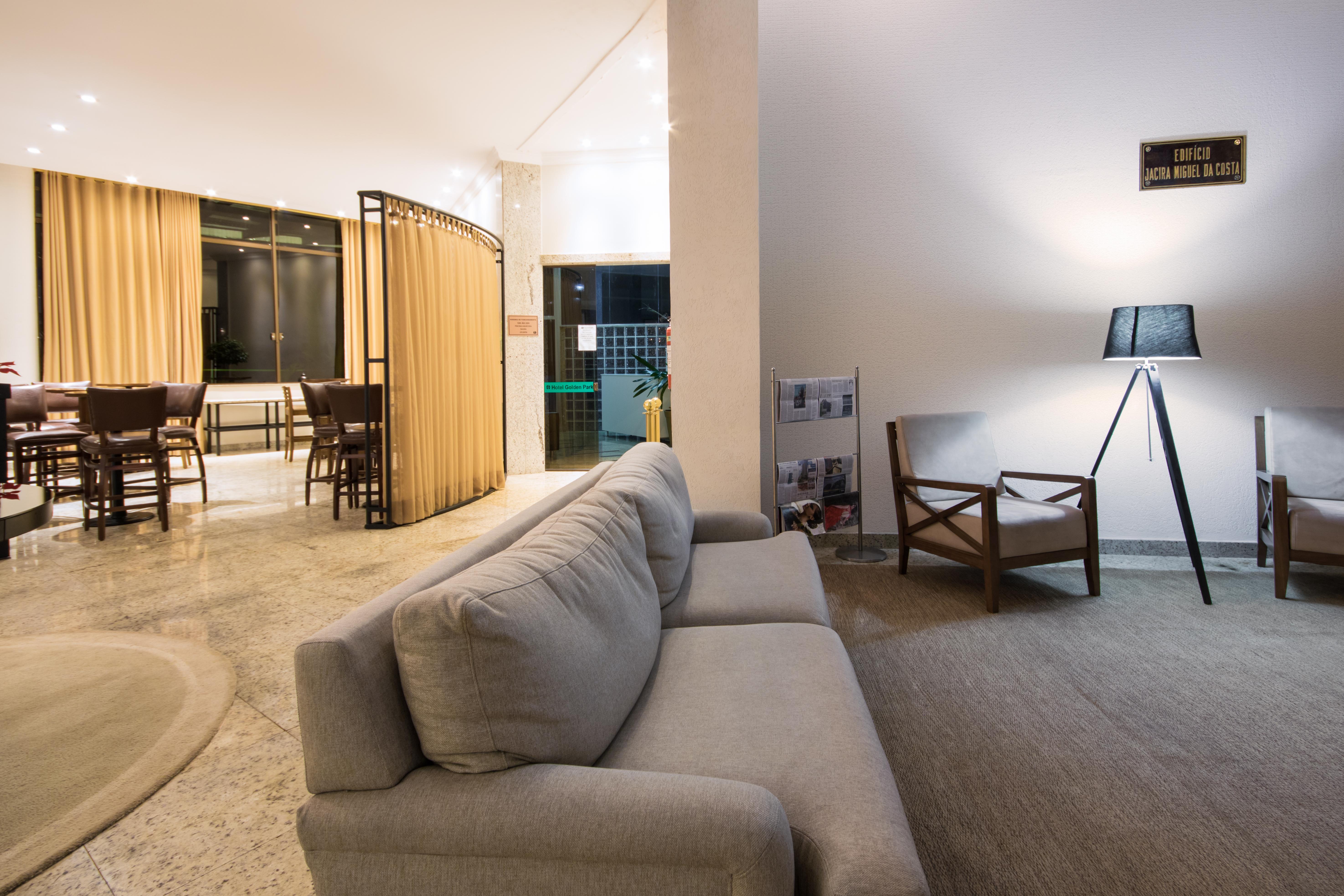 Hotel Golden Park All Inclusive Pocos De Caldas By Nacional Inn Exterior foto The lobby of the hotel