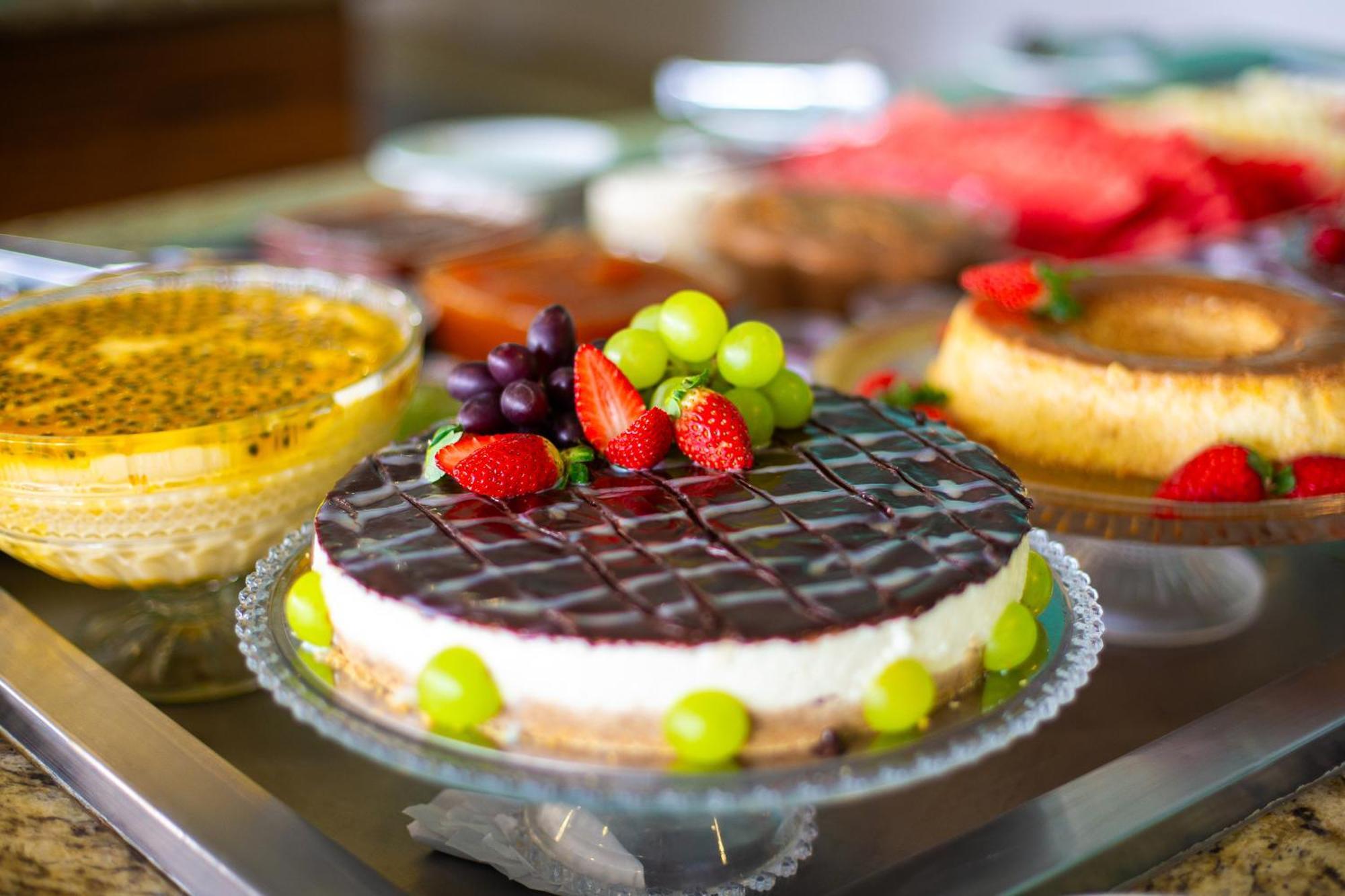 Hotel Golden Park All Inclusive Pocos De Caldas By Nacional Inn Exterior foto A fruit tart